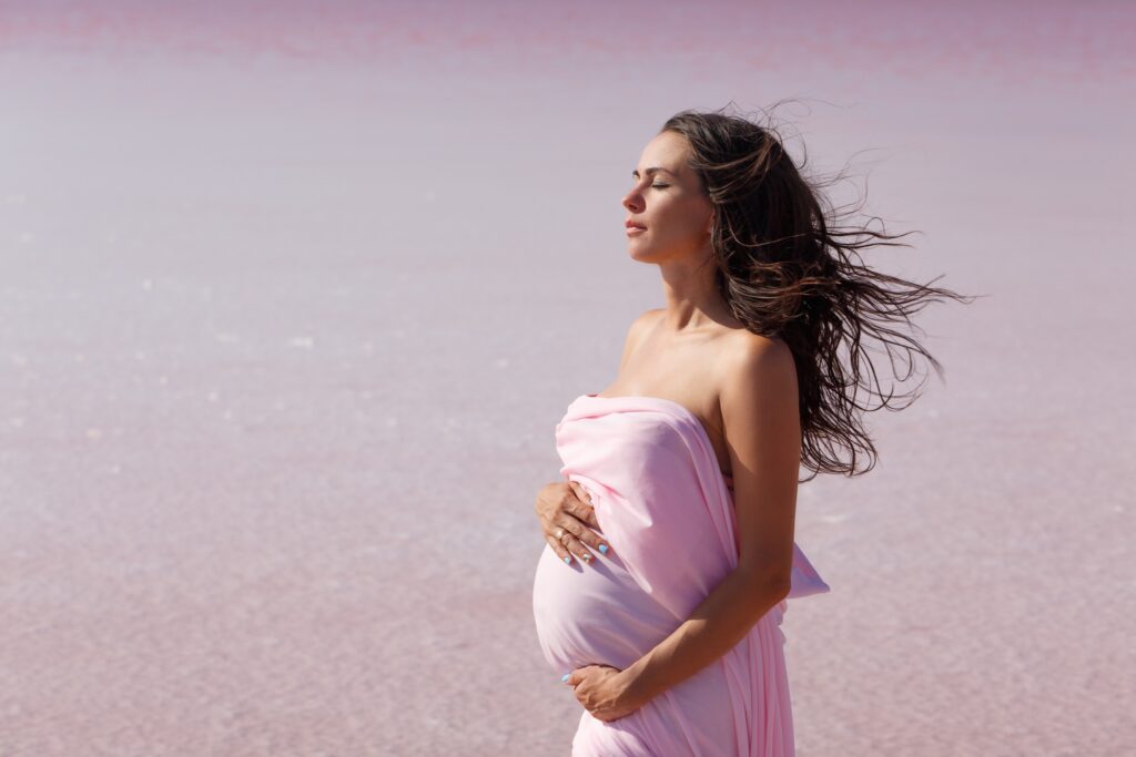 Γιατί η υπερβολική ζέστη «χτυπά» τις έγκυες;