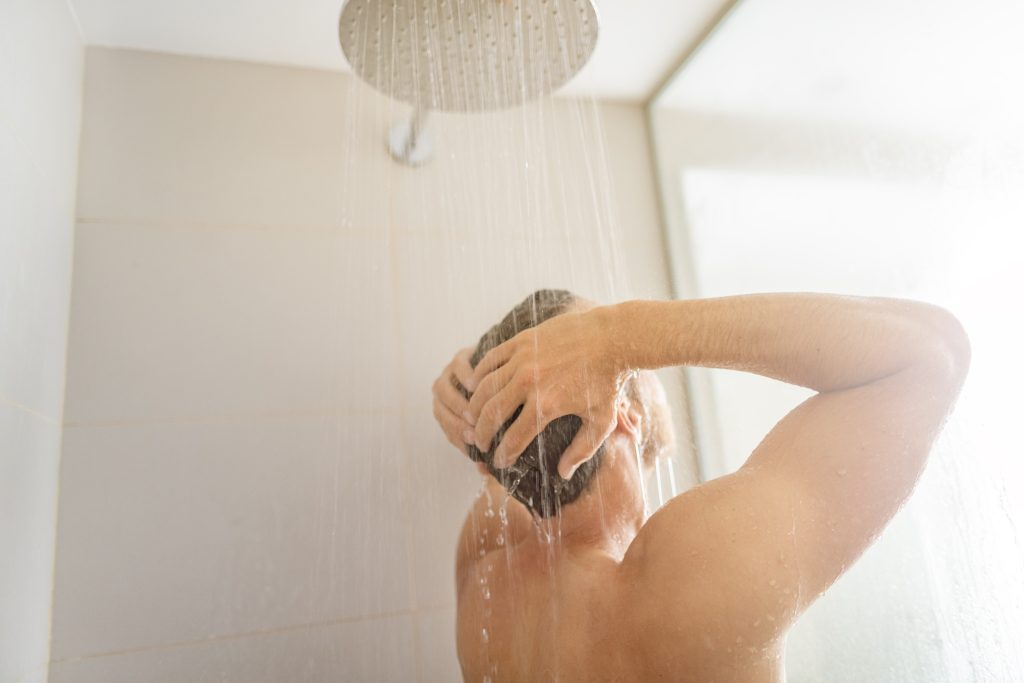 Ποια είναι τα σημεία του σώματος που δεν πλένουμε αρκετά όταν κάνουμε ντους – Τι πρέπει να προσέχουμε