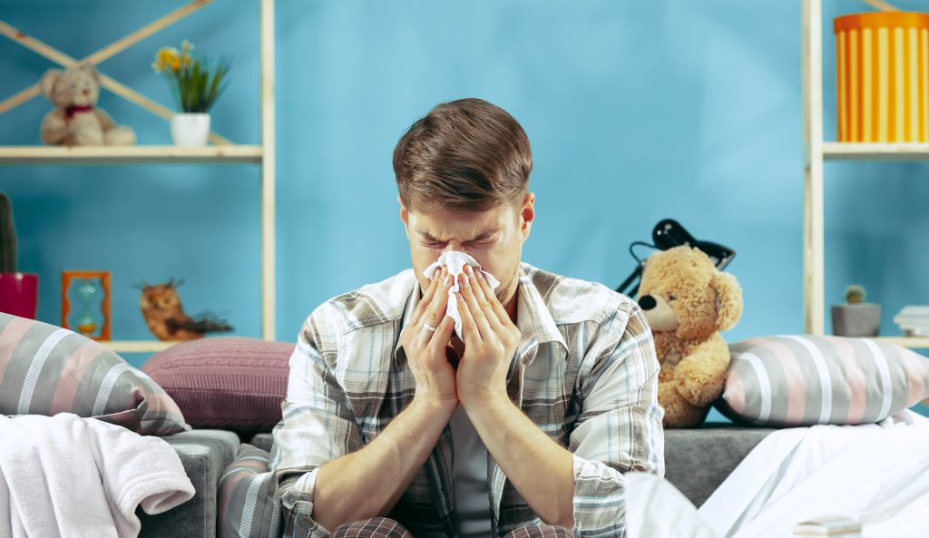 Εξαπλώνεται γρίπη και κορονοϊος – Πώς θα προφυλαχθούμε
