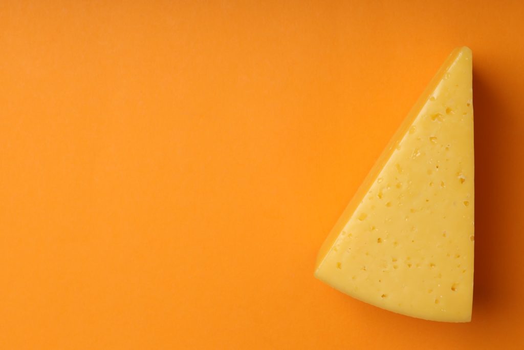 Οστεοπόρωση: Ποιο είναι το καλύτερο τυρί για την πρόληψή της, σύμφωνα με ειδικό