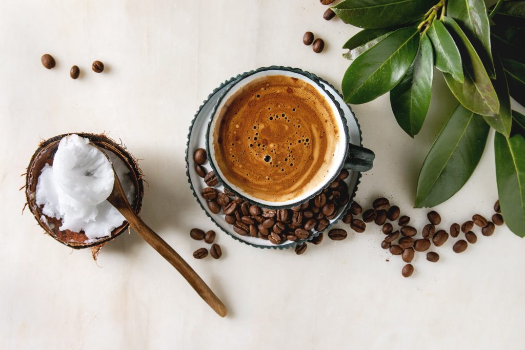 Ο καφές αυξάνει τις πιθανότητες εμφάνισης της νόσου του Πάρκινσον; Τι απαντούν οι επιστήμονες