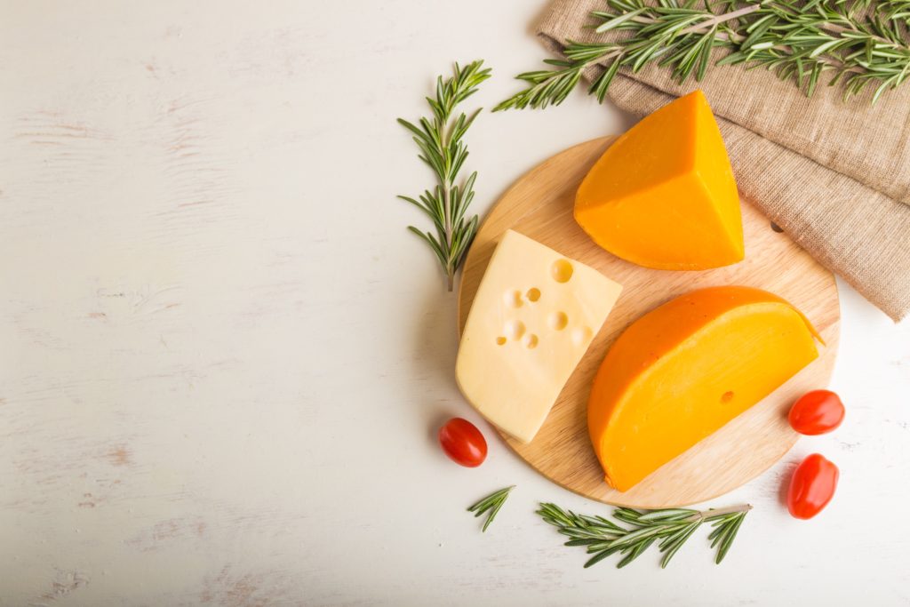 Πώς το τυρί σας κάνει ευτυχισμένους και σας χαρίζει χρόνια ζωής, σύμφωνα με έρευνα