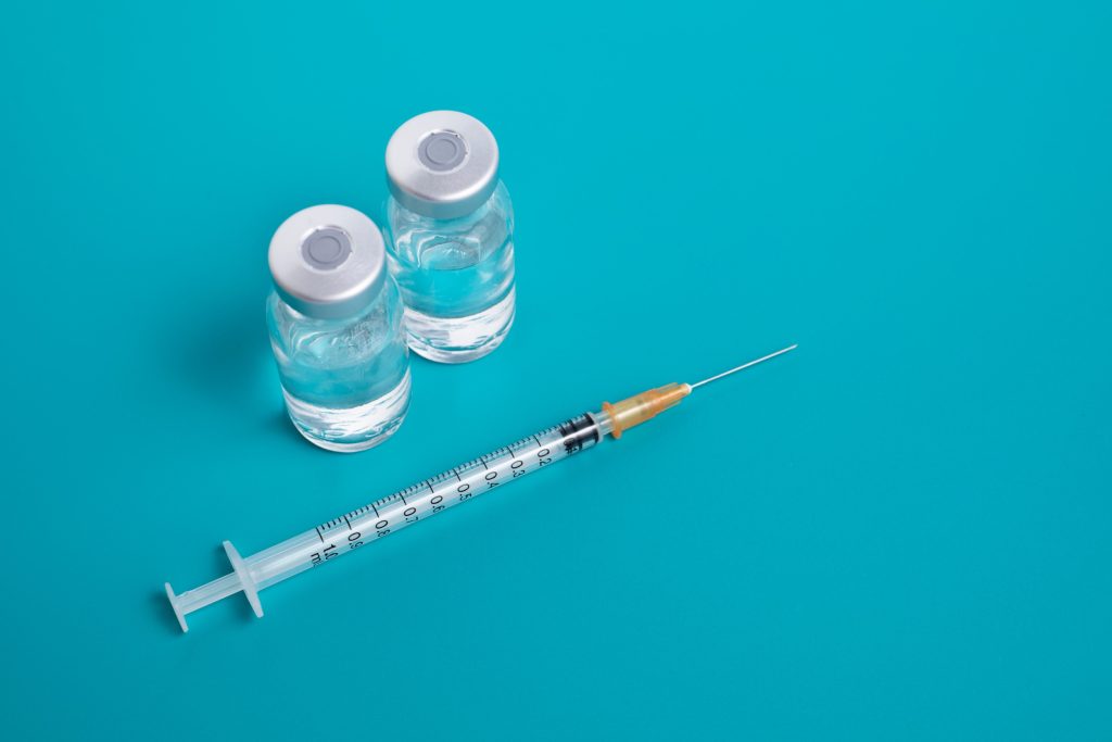Πάρκινσον: Ποιο κοινό εμβόλιο προστατεύει από τη νόσο κατά 50%