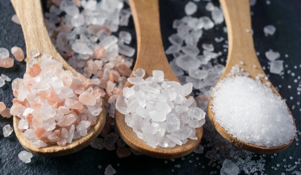 Αλάτι Ιμαλαΐων: Είναι πιο υγιεινό από το θαλασσινό αλάτι;Τι πρέπει να ξέρετε