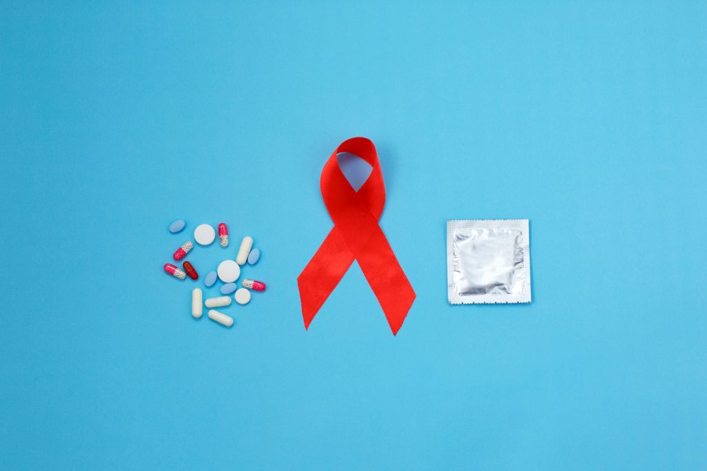 ΟΗΕ: Στόχος η εξάλειψη του AIDS ως απειλή για τη δημόσια υγεία μέχρι το 2030