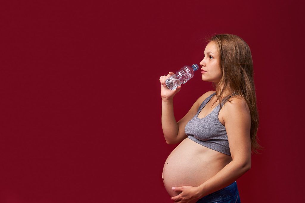 Εγκυμοσύνη: Η έκθεση στο φθόριο αυξάνει τον κίνδυνο για νευροσυμπεριφορικά προβλήματα στα παιδιά