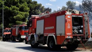 Φωτιά στην Πάτρα-Εκκενώθηκε το Καραμανδάνειο νοσοκομείο