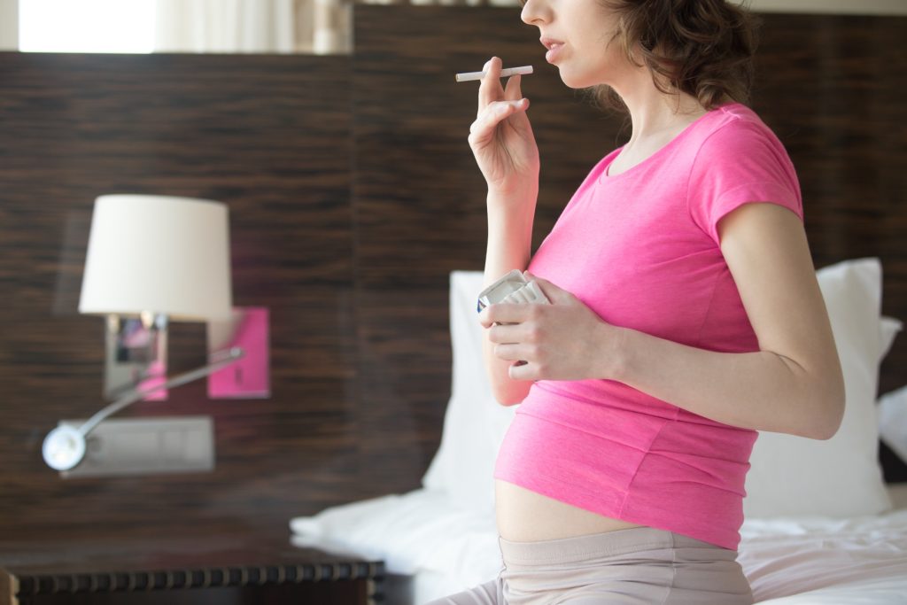 Πόσο επηρεάζει το κάπνισμα την εξωσωματική γονιμοποίηση