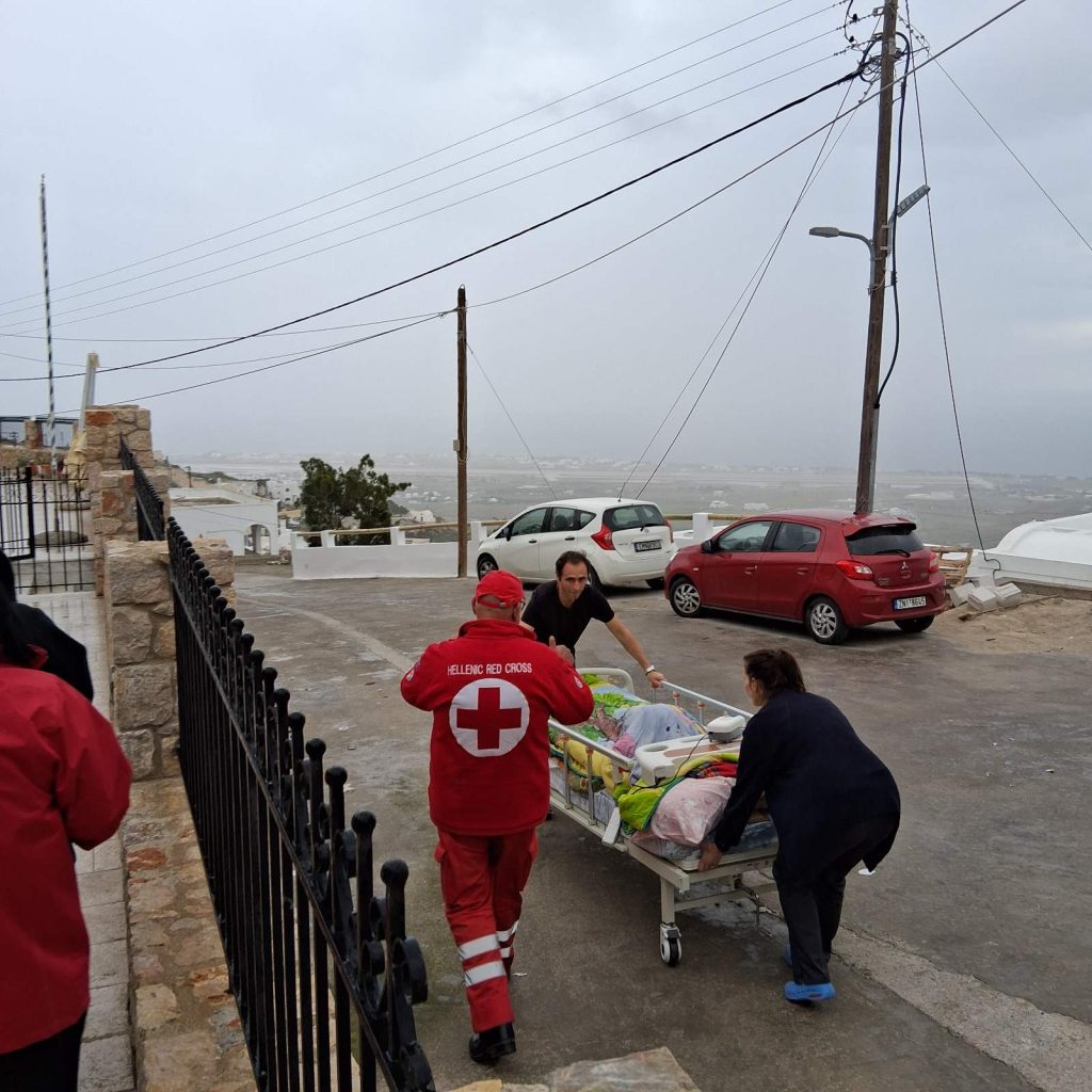 Σαντορίνη: Άσκηση εκκένωσης στο Γηροκομείο από τον Ελληνικό Ερυθρό Σταυρό